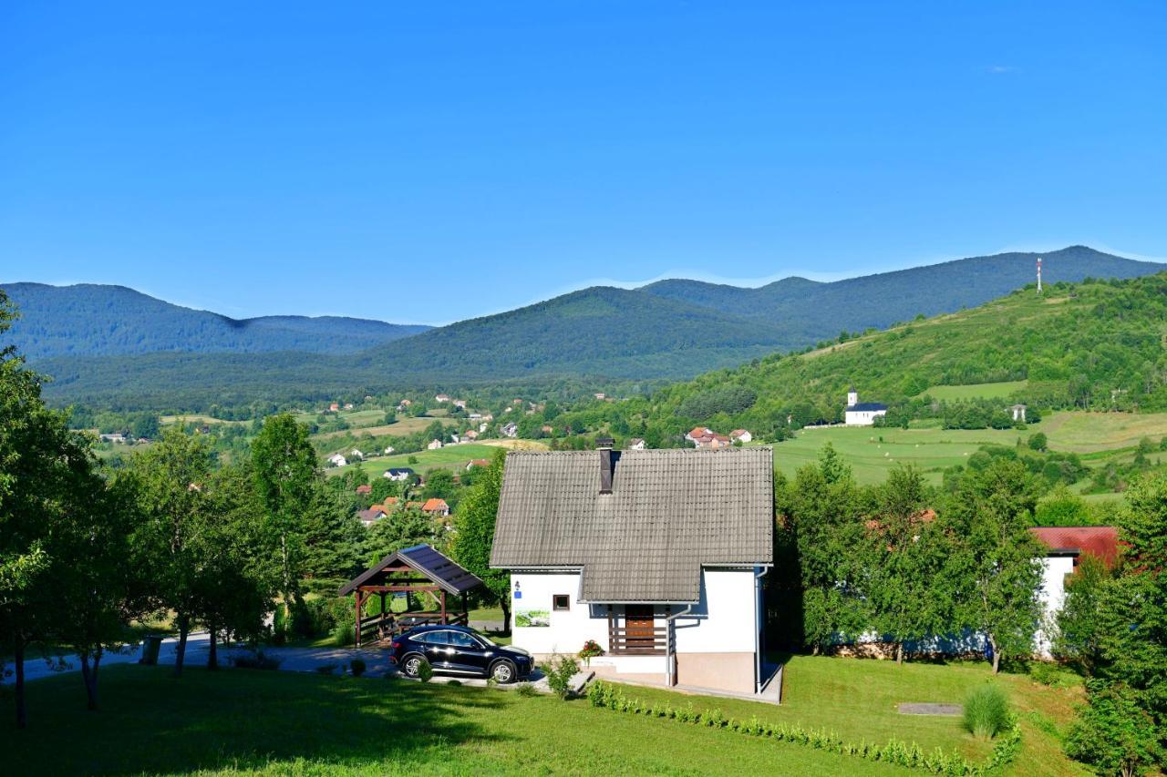 Holiday Home Ostrun Rakovica Eksteriør billede