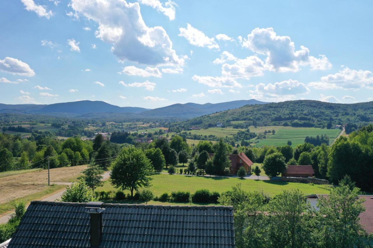 Holiday Home Ostrun Rakovica Eksteriør billede