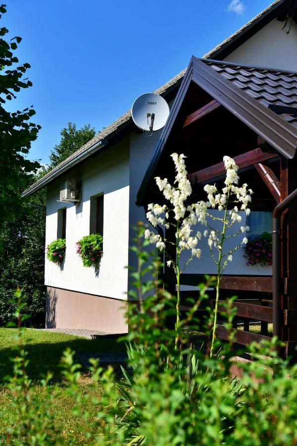 Holiday Home Ostrun Rakovica Eksteriør billede