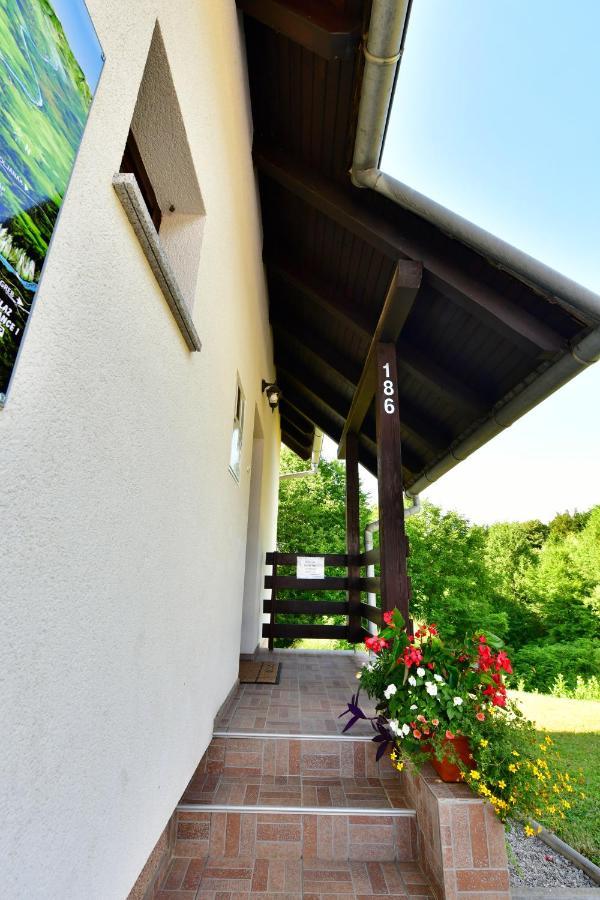 Holiday Home Ostrun Rakovica Eksteriør billede